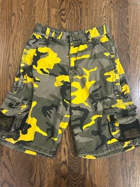 Vintage Macgear Yellow Camo Cargo Shorts // Y2K Streetwear Rave